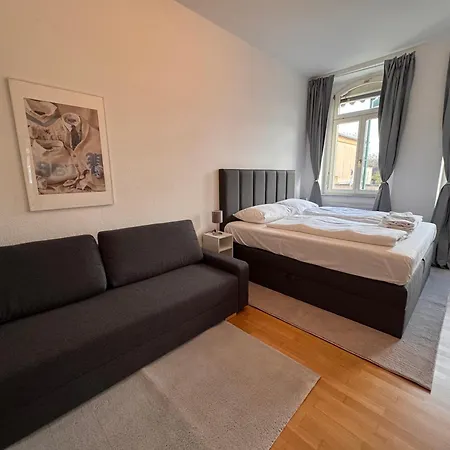 Apartment Modernes Hochparterre Im Waldstrassenviertel *
