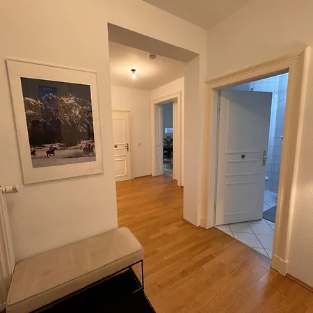 Modernes Hochparterre Im Waldstrassenviertel Apartment *